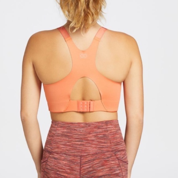NWT Calia by Carrie Underwood Made to Move Bra, Medium Support, S, mark on L cup - Picture 3 of 9
